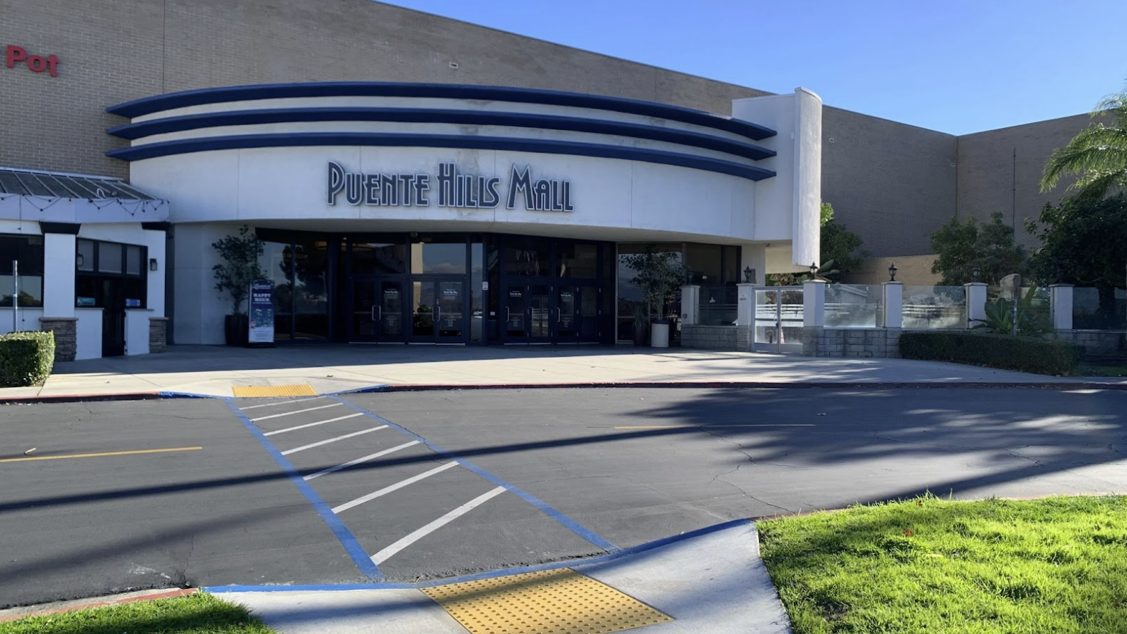 Mall front near the project area